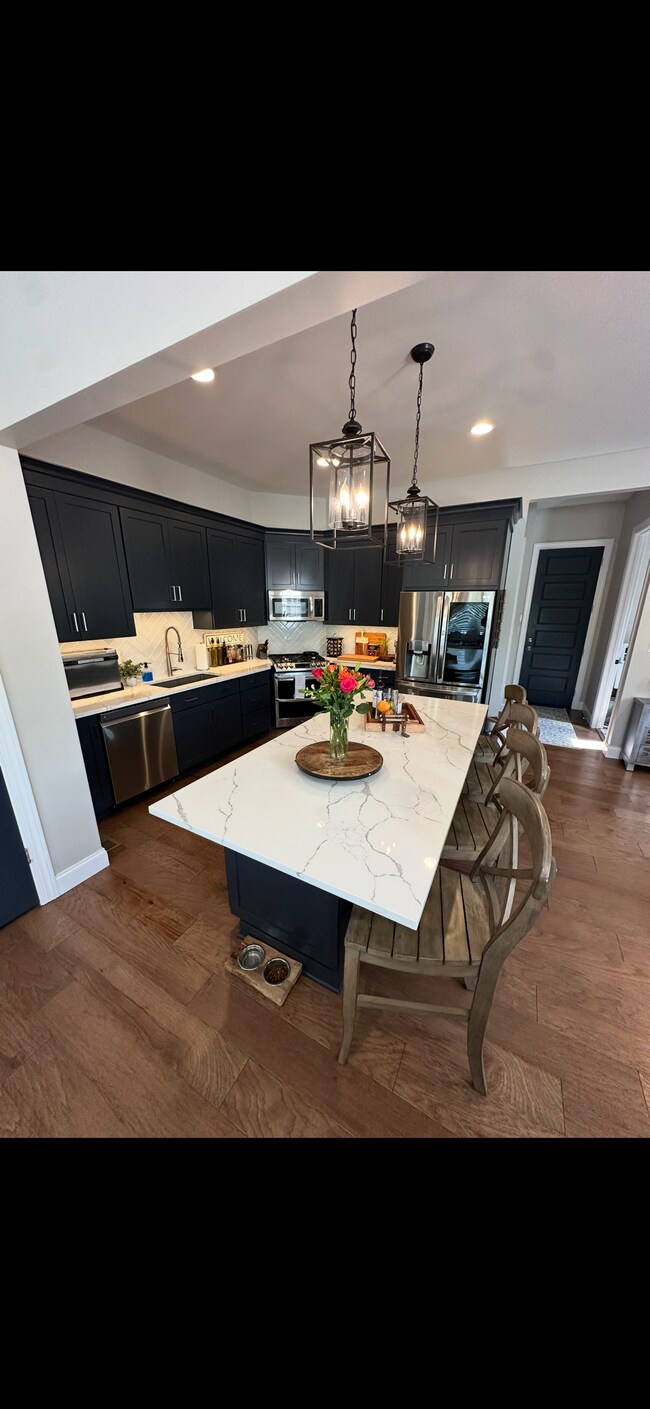 22 California Ave in Oakmont, PA - Building Photo - Building Photo