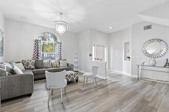700 S Rosemary Ave in West Palm Beach, FL - Building Photo - Building Photo