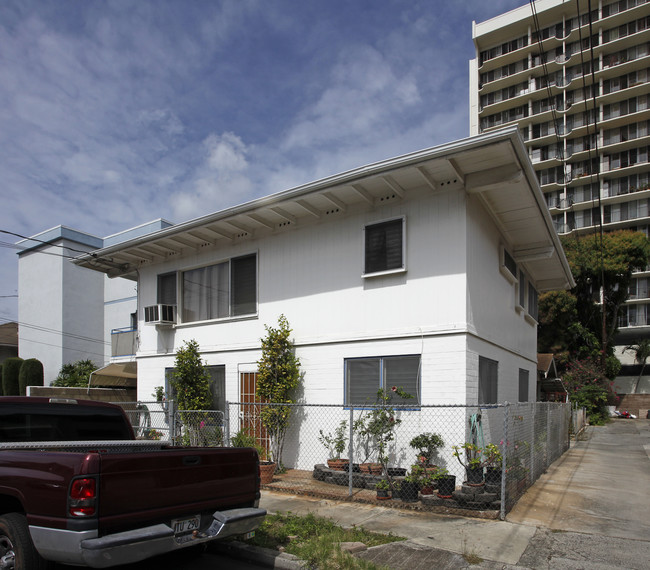 2124 Waiola St in Honolulu, HI - Building Photo - Building Photo