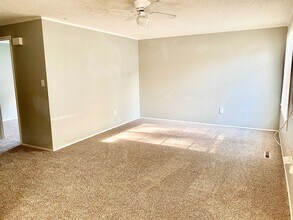 562-564 Jocelyn Dr in Loveland, CO - Building Photo - Building Photo