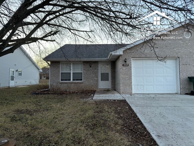 property at 2631 Gates Blvd