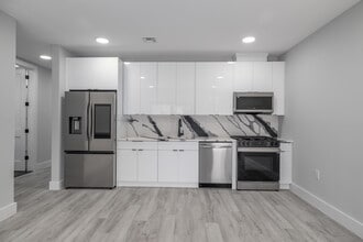 Tetris in Jersey City, NJ - Foto de edificio - Interior Photo