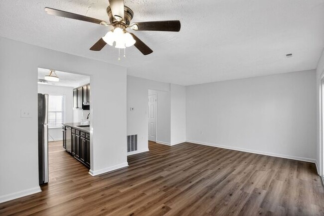 21864 Ronald Dr in Lexington Park, MD - Building Photo - Building Photo