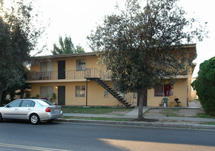 208 W Vermont Ave in Anaheim, CA - Building Photo - Building Photo