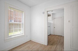 2421 Isabella St in Houston, TX - Building Photo - Building Photo