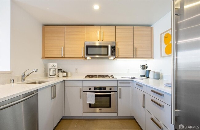 555 4th St in San Francisco, CA - Building Photo - Building Photo