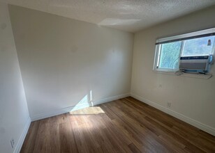 145 Keystone Pl in Reno, NV - Building Photo - Building Photo