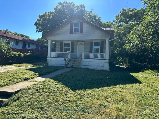 5326 Myrtle Ave in Kansas City, MO - Building Photo - Building Photo