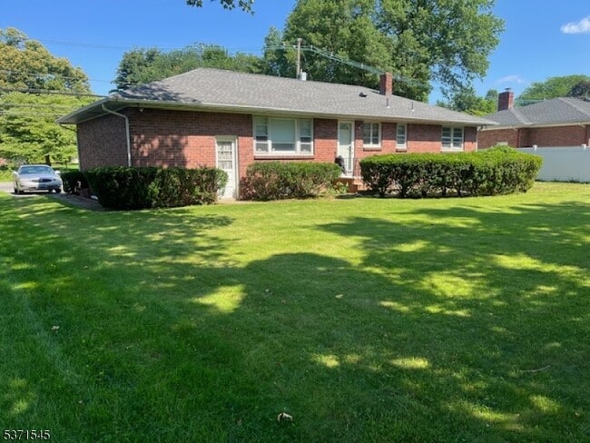 3 River Rd in Fair Lawn, NJ - Building Photo - Building Photo