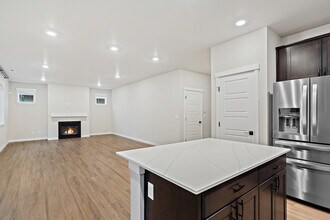 11225 SE 245th Pl in Kent, WA - Building Photo - Building Photo