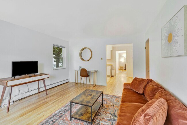 2948 Wardall Ave in Cincinnati, OH - Building Photo - Building Photo