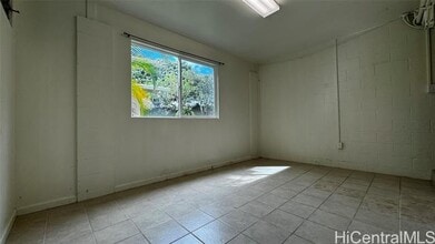 3339 Manoa Rd in Honolulu, HI - Building Photo - Building Photo