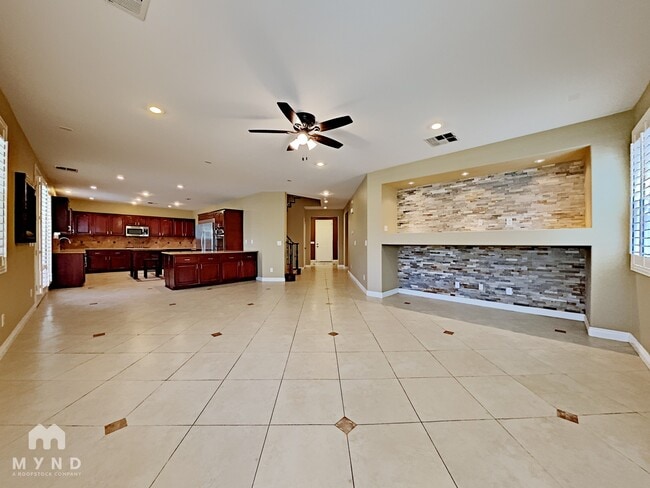 7108 Los Banderos Ave in Las Vegas, NV - Building Photo - Building Photo