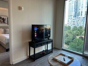 357 W Martin Luther King Jr Blvd in Charlotte, NC - Building Photo - Building Photo