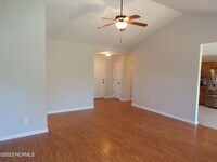 195 E Ridge Ct photo'