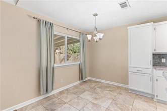 3810 Hillside Dr in Round Rock, TX - Foto de edificio - Building Photo