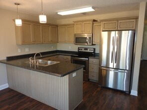4662 Sara Rd in Valdosta, GA - Building Photo - Building Photo