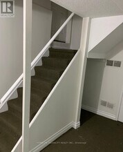 18 Pickard Ln in Brampton, ON - Building Photo - Building Photo