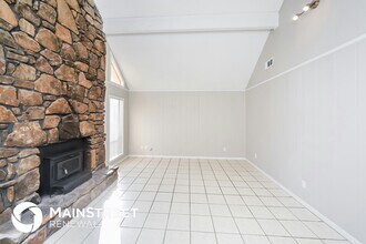 1876 Rapier Dr in Horn Lake, MS - Building Photo - Building Photo