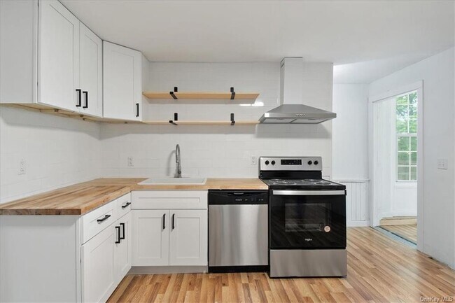 33 Thomsen Ln, Unit 1 in Stanfordville, NY - Building Photo - Building Photo