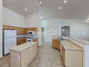 21948 E Camina Plata in Queen Creek, AZ - Building Photo - Building Photo