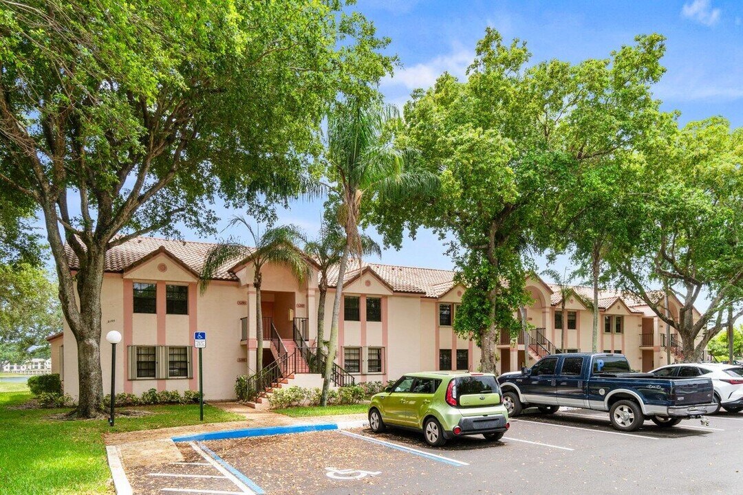 3190 Leewood Terrace in Boca Raton, FL - Building Photo