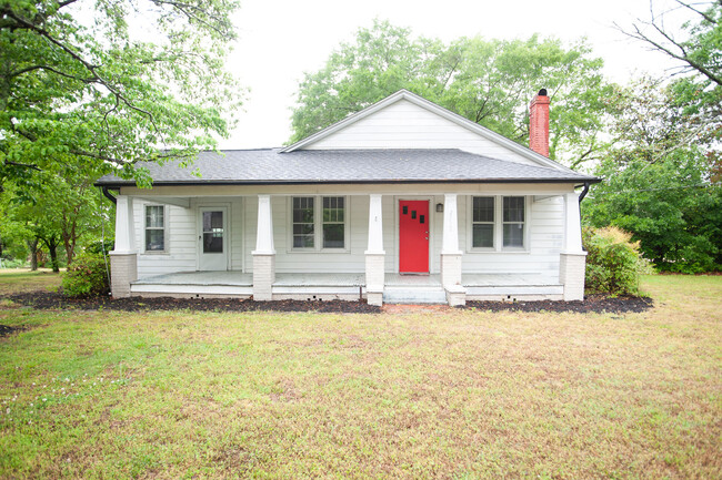 property at 2032 Piney Grove-Wilbon Rd