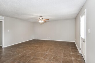 3512 Chevron Cove in Memphis, TN - Building Photo - Building Photo