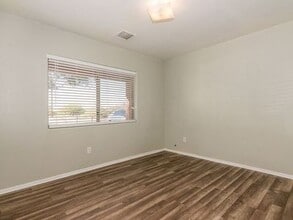 4025 N Estrella Rd, Unit D in Eloy, AZ - Building Photo - Building Photo