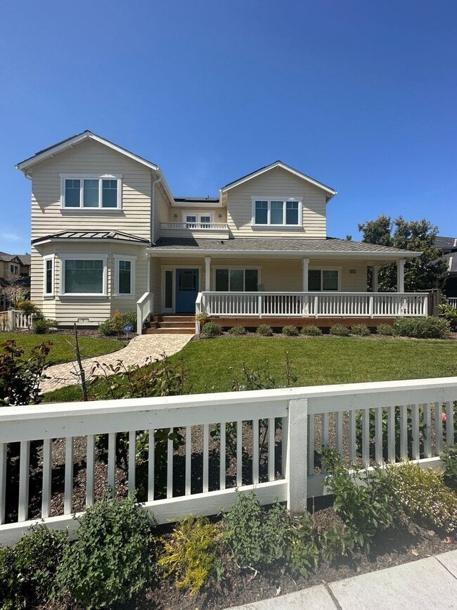 property at 862 Sierra Vista Ave
