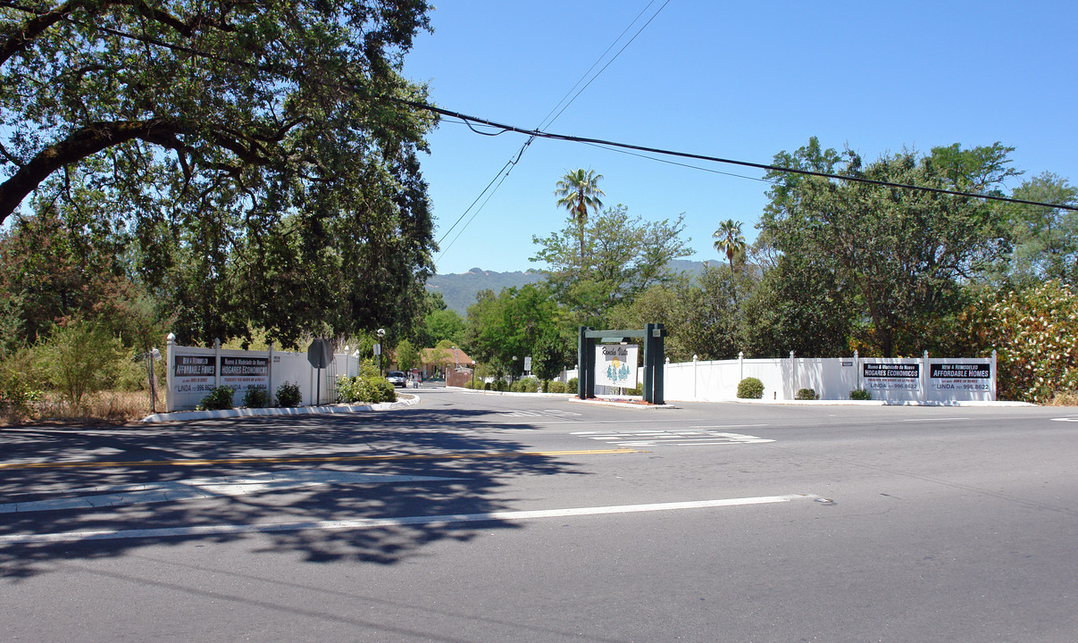 Rancho Vista in Sonoma, CA - Building Photo