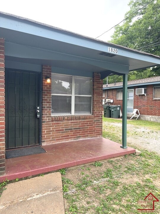 1820 Olive St in Chattanooga, TN - Foto de edificio