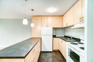 1545-1545 Oxford St in Halifax, NS - Building Photo