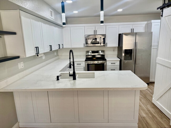 property at 1915 S 39th St