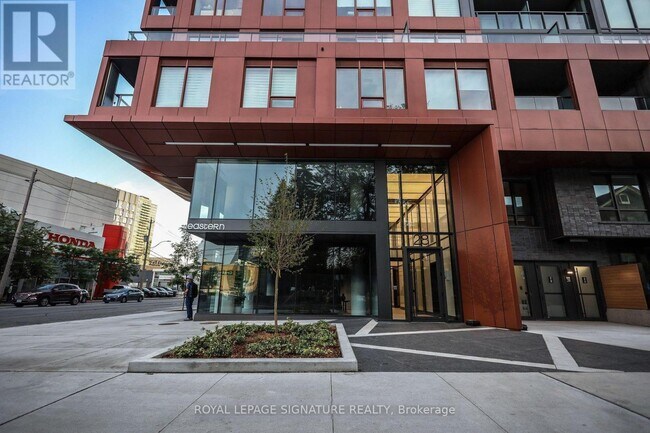 28 Eastern Ave in Toronto, ON - Building Photo - Building Photo