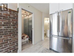 939 Homer St in Vancouver, BC - Building Photo - Building Photo