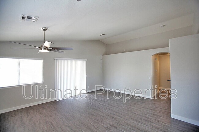 16107 W Sherman St in Goodyear, AZ - Building Photo - Building Photo
