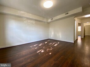 1904 M St NE in Washington, DC - Building Photo - Building Photo