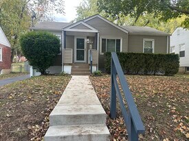 3534 San Jose Ln in St. Ann, MO - Building Photo