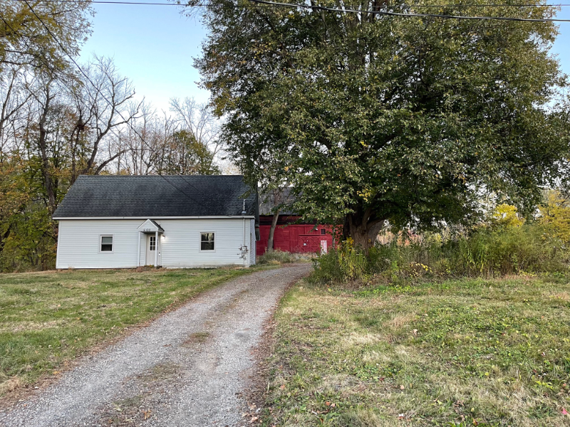 5102 NY-9G in Tivoli, NY - Building Photo