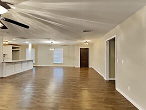 2412 Flagstone Dr in Plano, TX - Building Photo - Building Photo