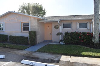 2689 Dudley Dr W in West Palm Beach, FL - Building Photo - Building Photo