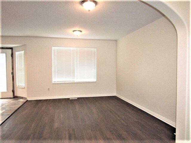 968 Stonehenge in North Salt Lake, UT - Building Photo - Building Photo