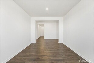 41846 Quartz Hill Rd in Quartz Hill, CA - Building Photo