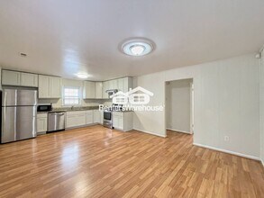 1074 Bland St in Norfolk, VA - Building Photo - Building Photo