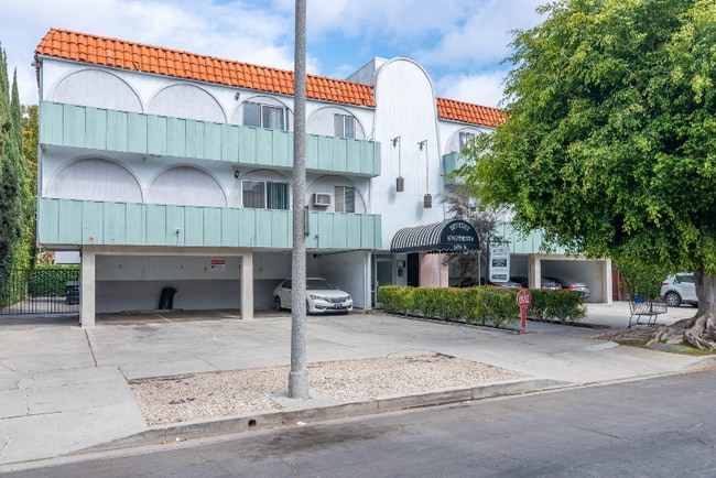 property at 1436 S Shenandoah St
