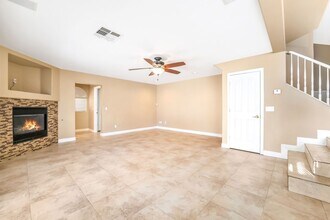 1849 Lilac Ct in Las Vegas, NV - Foto de edificio - Building Photo