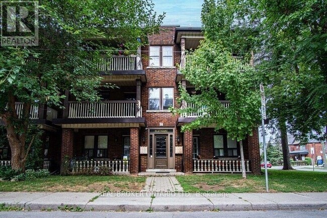property at 4-4 Hyde Park Ave