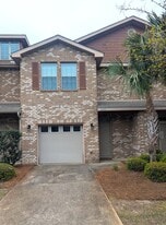 8899 White Ibis Way in Navarre, FL - Building Photo