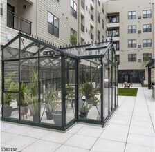 100 Union St, Unit 429 in Elizabeth, NJ - Building Photo - Building Photo